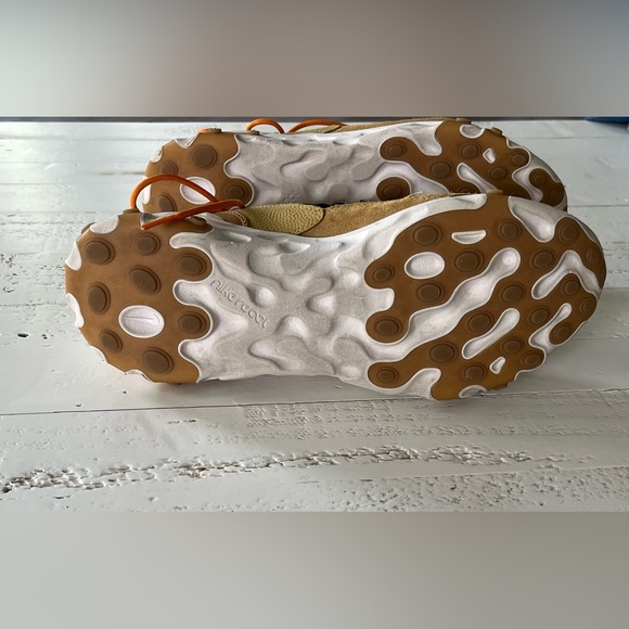 Nike React Sertu 'THE10TH Club Gold' AT5301-700 Men’s Shoes Size 8 - Picture 7 of 8